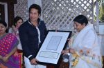 Lata Mangeshkar, Sachin Tendulkar honoured by Raj Thackeray in Dadar, Mumbai on 9th March 2014